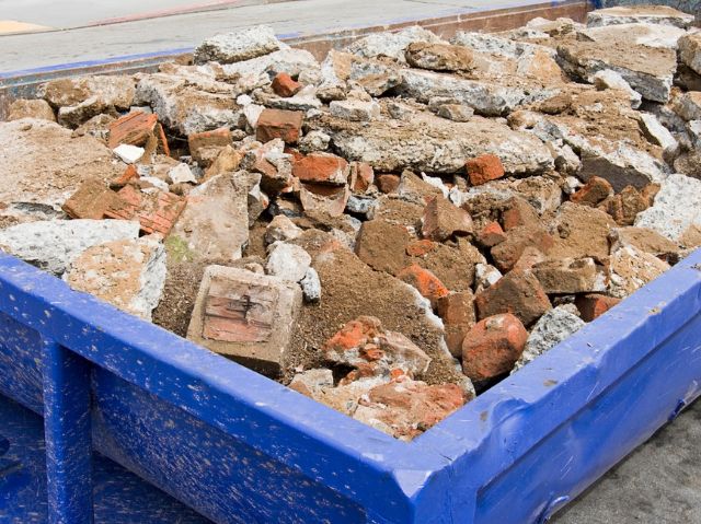 Gesetzeskonforme Entsorgung Bauabfällen